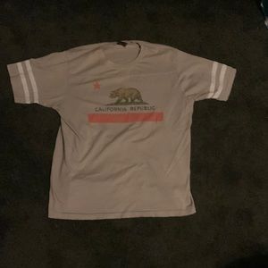 Beige Vintage California republic tee